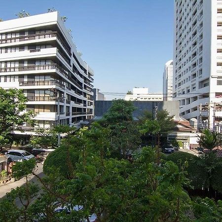 Antique Palace Apartment 曼谷 外观 照片