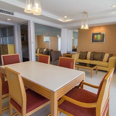 Antique Palace Apartment 曼谷 外观 照片